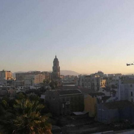 Apartamento En Pleno Centro De Malaga Bagian luar foto